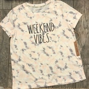 NWT Tie dye Rae Dunn Weekend Vibes shirt